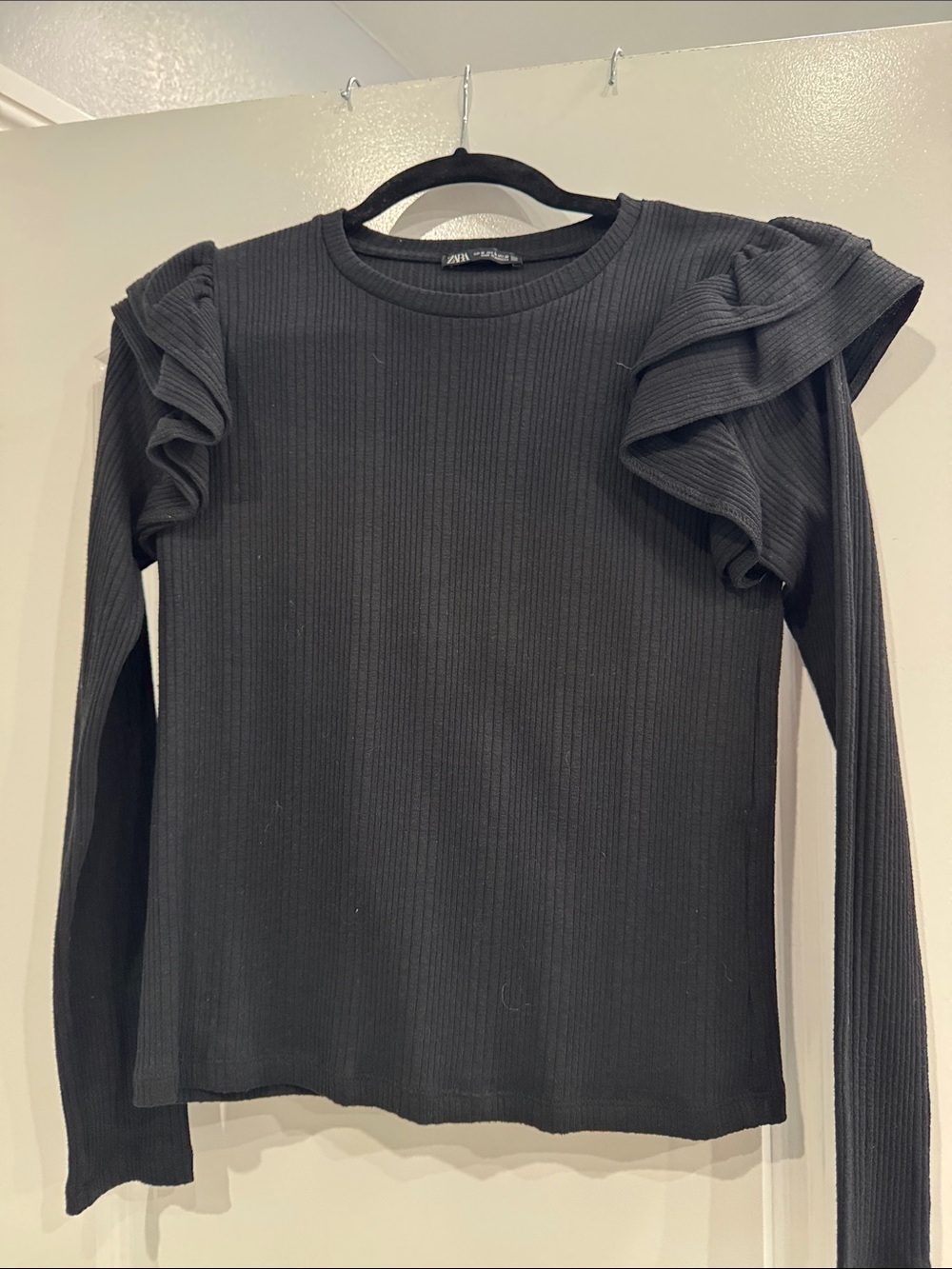 Zara Black Ribbed Long-Sleeve Top with Ruffle Shoulders